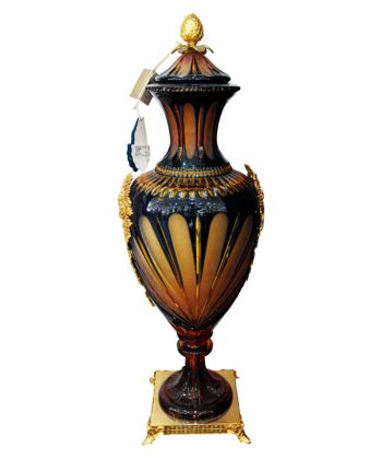 Crystal vase designed with onyx and Gold