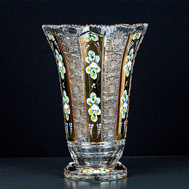 Handcut Crystal Vase Gold Design