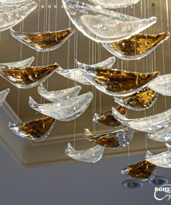 Modern Chandelier Customized with Crystal Leaves